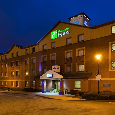 Holiday Inn Express Stoke-On-Trent By Ihg Экстерьер фото