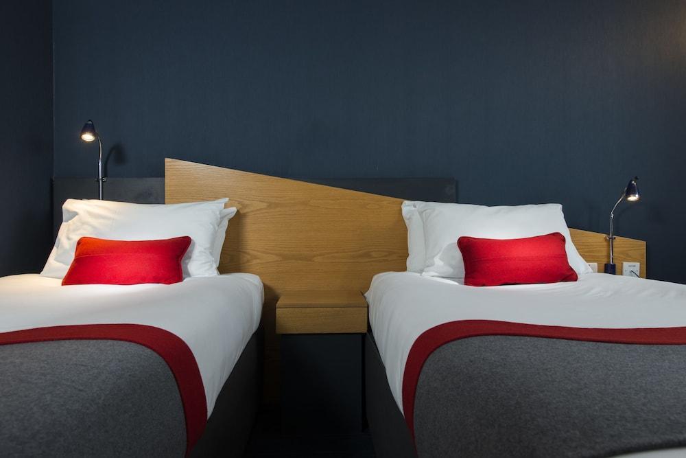 Holiday Inn Express Stoke-On-Trent By Ihg Экстерьер фото
