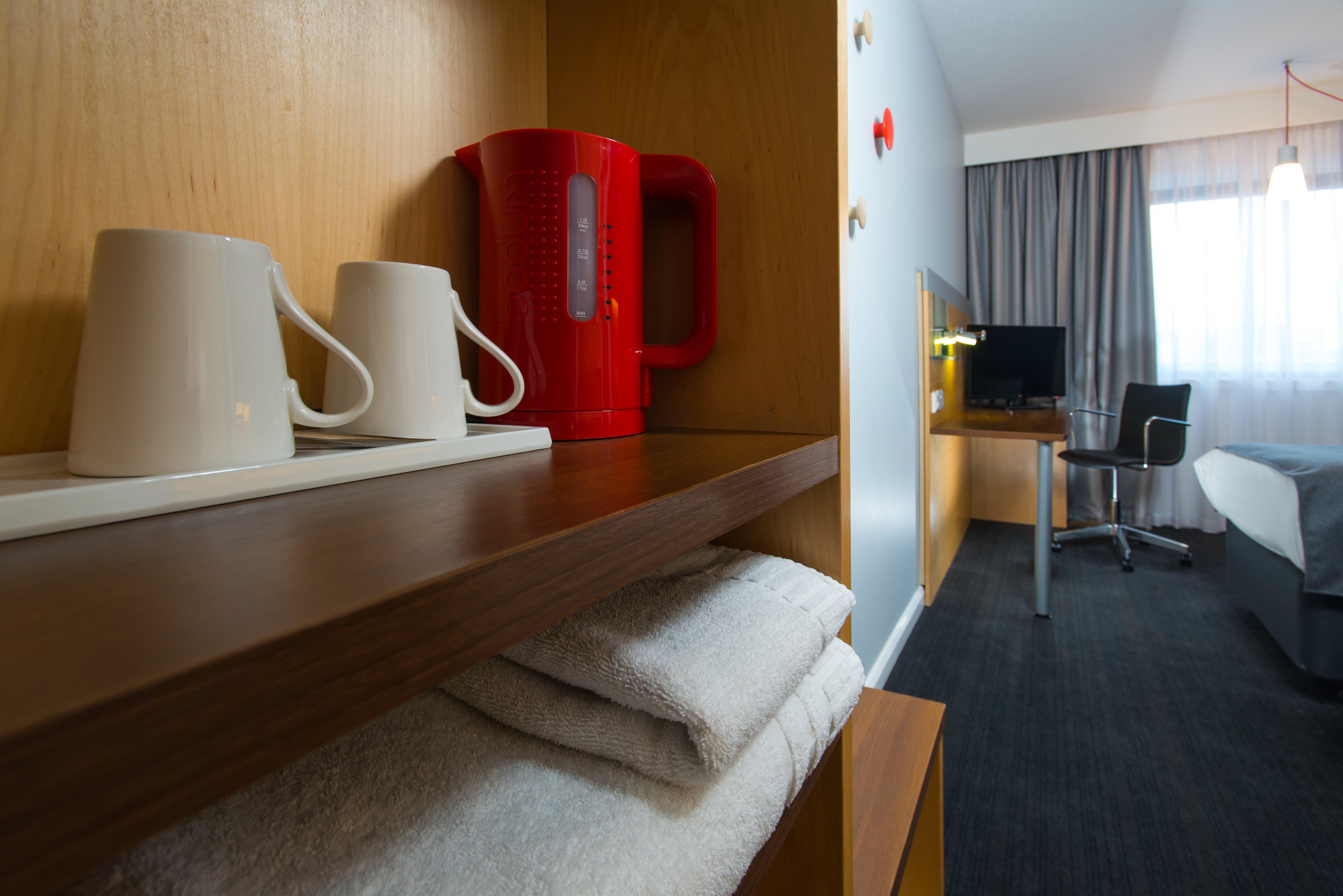 Holiday Inn Express Stoke-On-Trent By Ihg Экстерьер фото