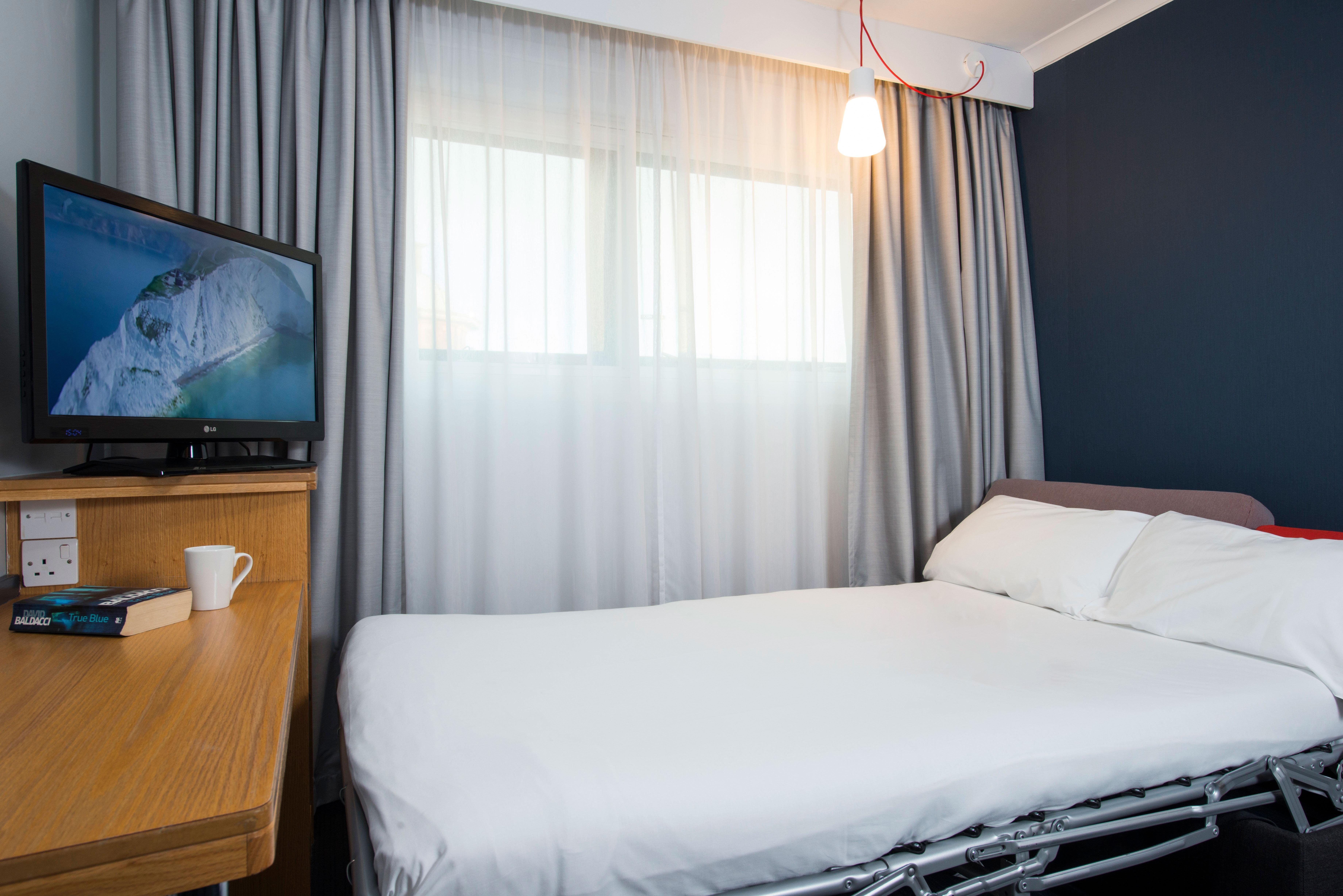 Holiday Inn Express Stoke-On-Trent By Ihg Экстерьер фото