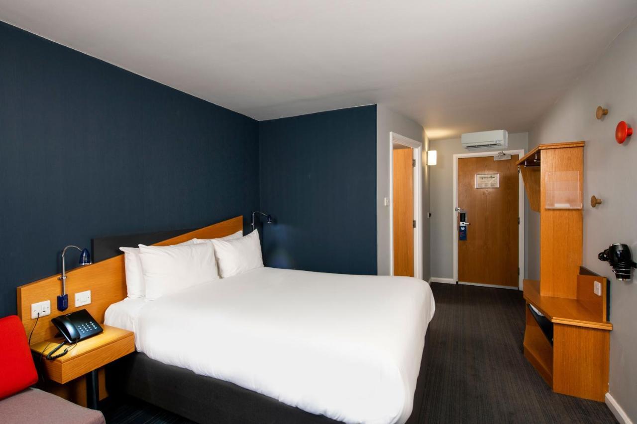 Holiday Inn Express Stoke-On-Trent By Ihg Экстерьер фото