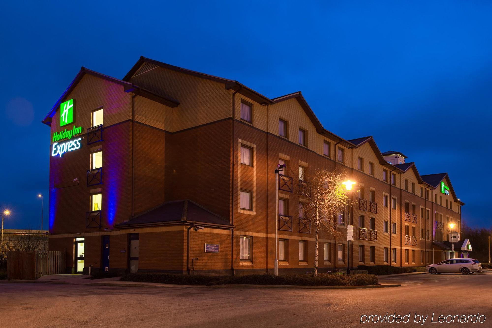 Holiday Inn Express Stoke-On-Trent By Ihg Экстерьер фото