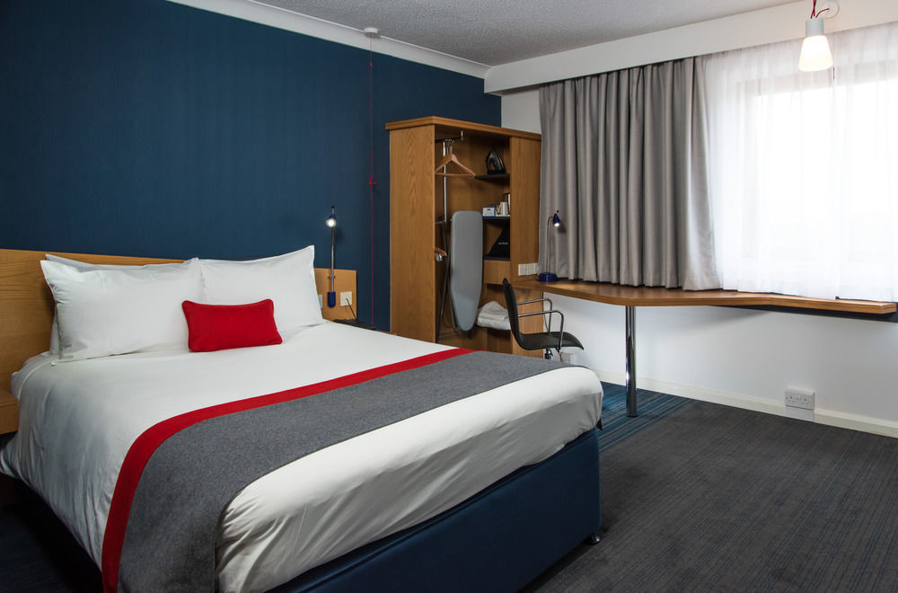 Holiday Inn Express Stoke-On-Trent By Ihg Экстерьер фото
