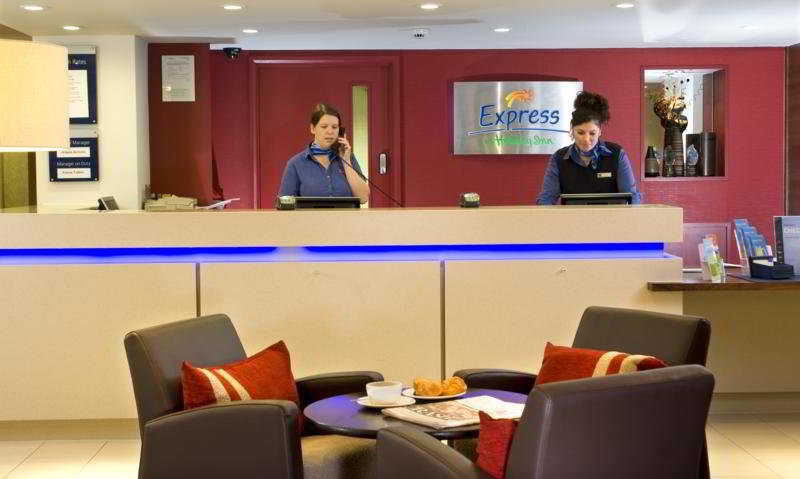 Holiday Inn Express Stoke-On-Trent By Ihg Экстерьер фото