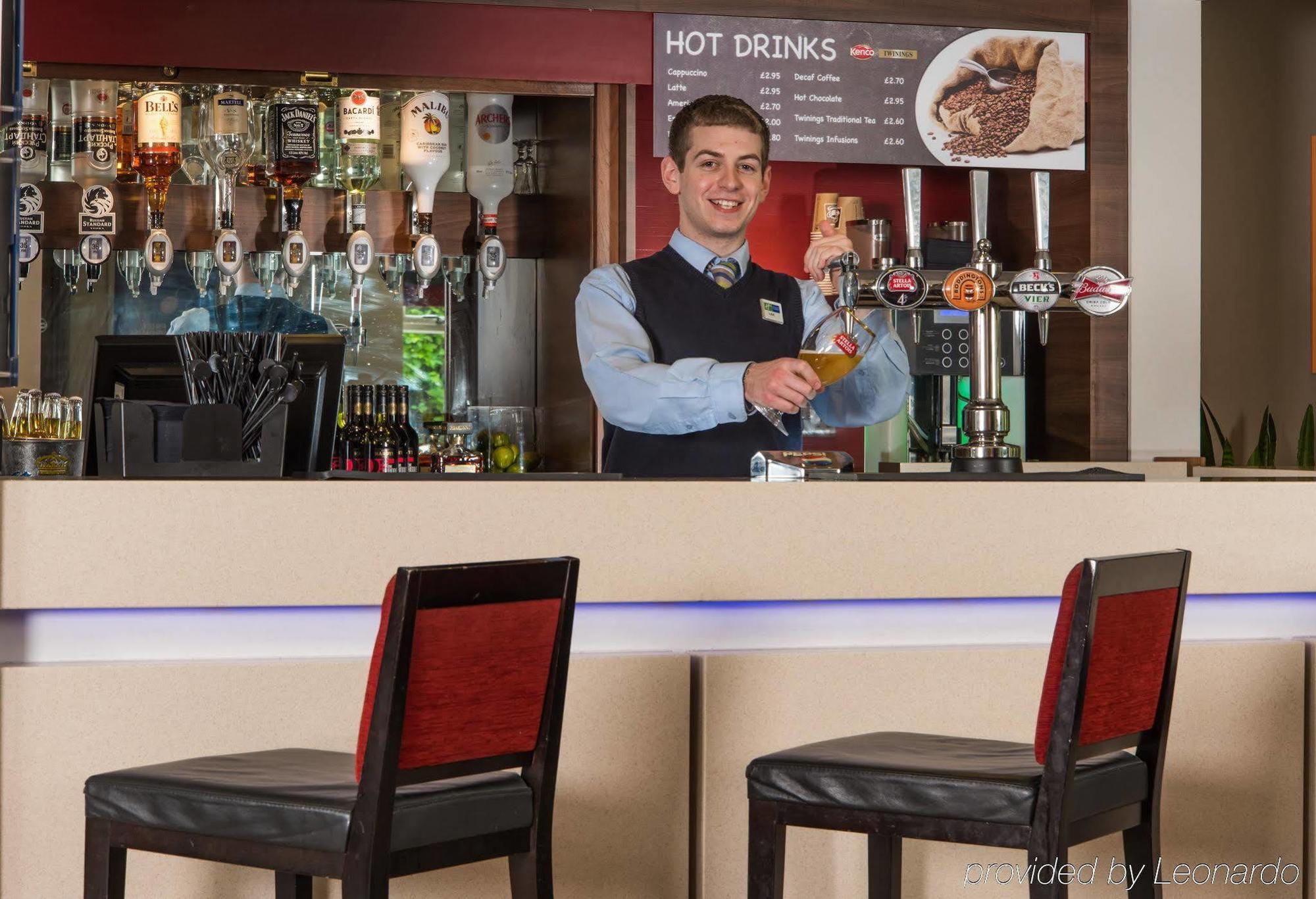 Holiday Inn Express Stoke-On-Trent By Ihg Экстерьер фото