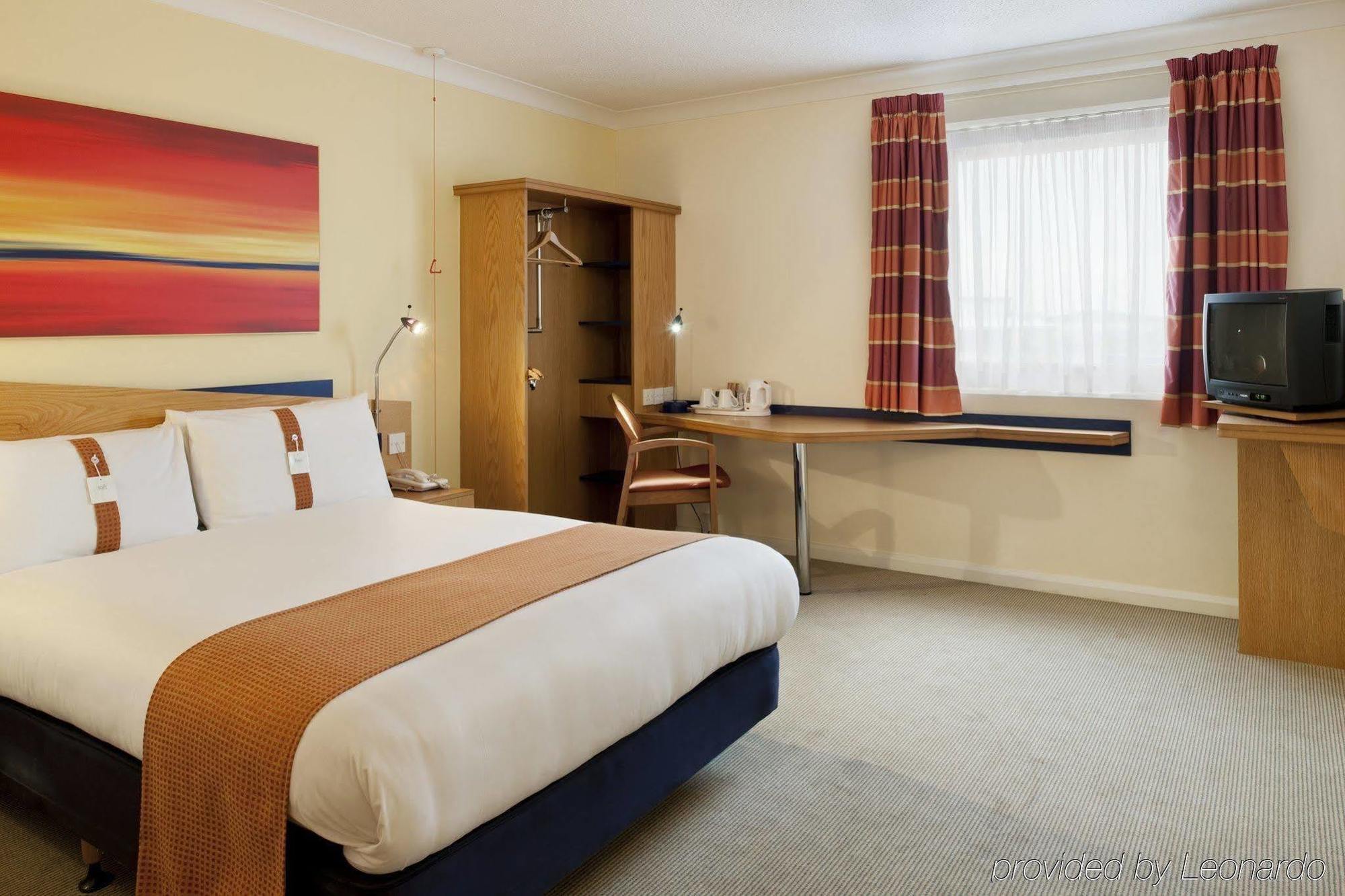 Holiday Inn Express Stoke-On-Trent By Ihg Экстерьер фото
